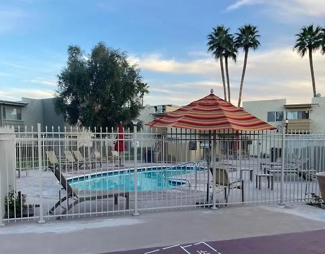 Apartament Entire 2 Level Townhouse In Old Town Scottsdale! *